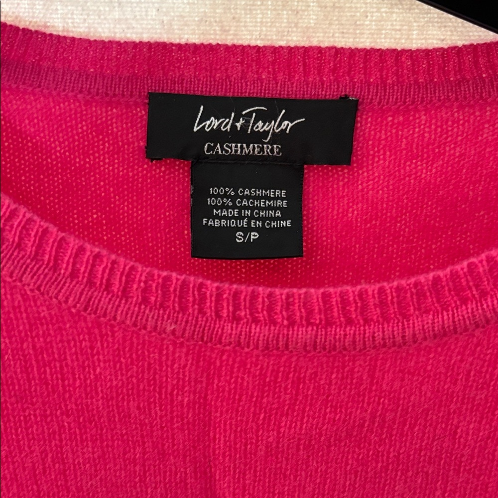 Lord & Taylor cashmere Fuchsia Crew Neck Sweater